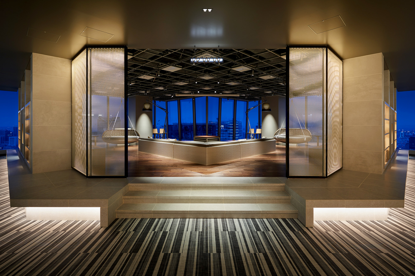 Fringe81 株式会社 - GLAMOROUS co.,ltd. Fringe81 株式会社 - GLAMOROUS co.,ltd.