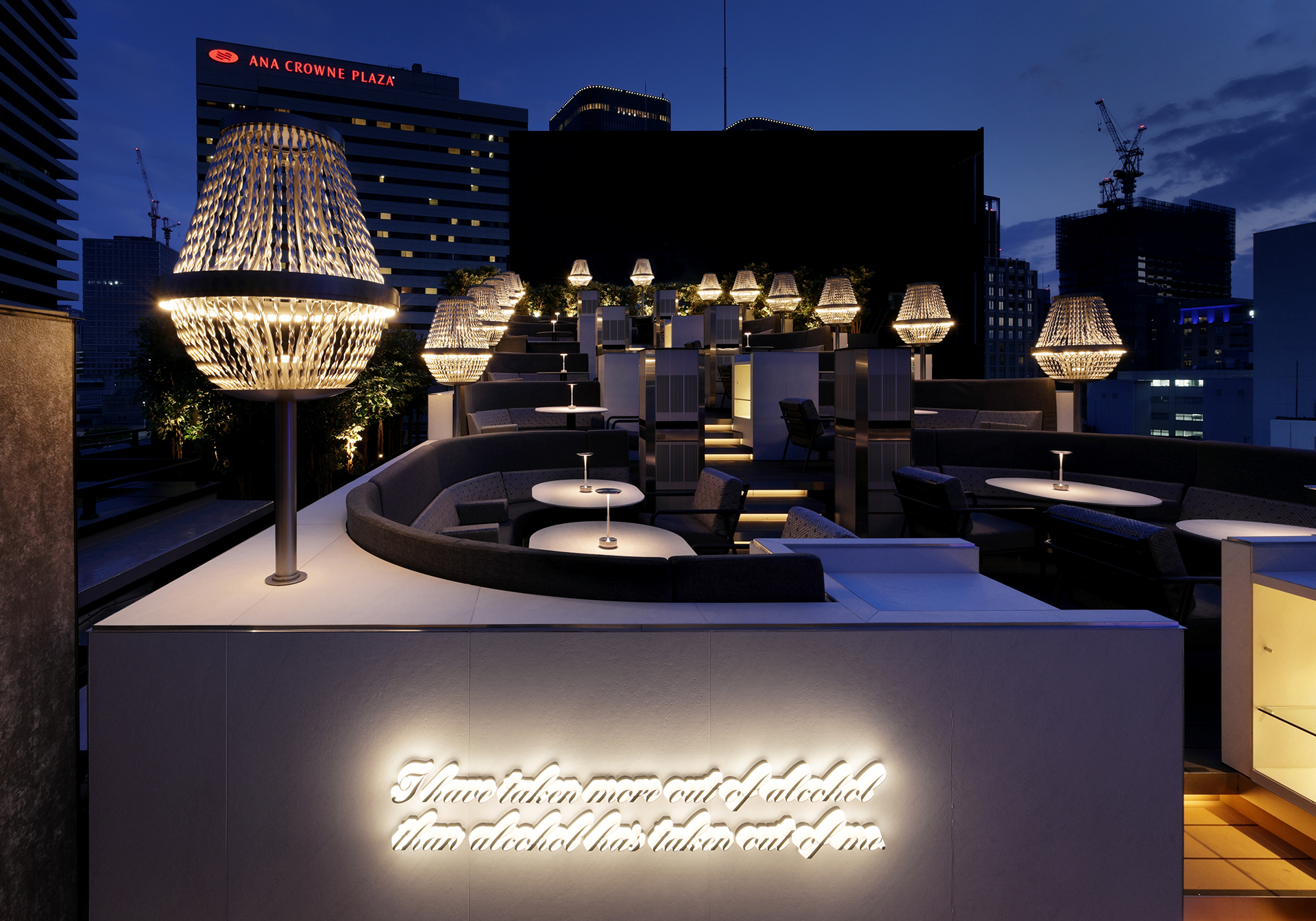 あい　ダイヤモンドアートクラブ　階段の下　Under the Stairs The Stairs - GLAMOROUS co.,ltd.